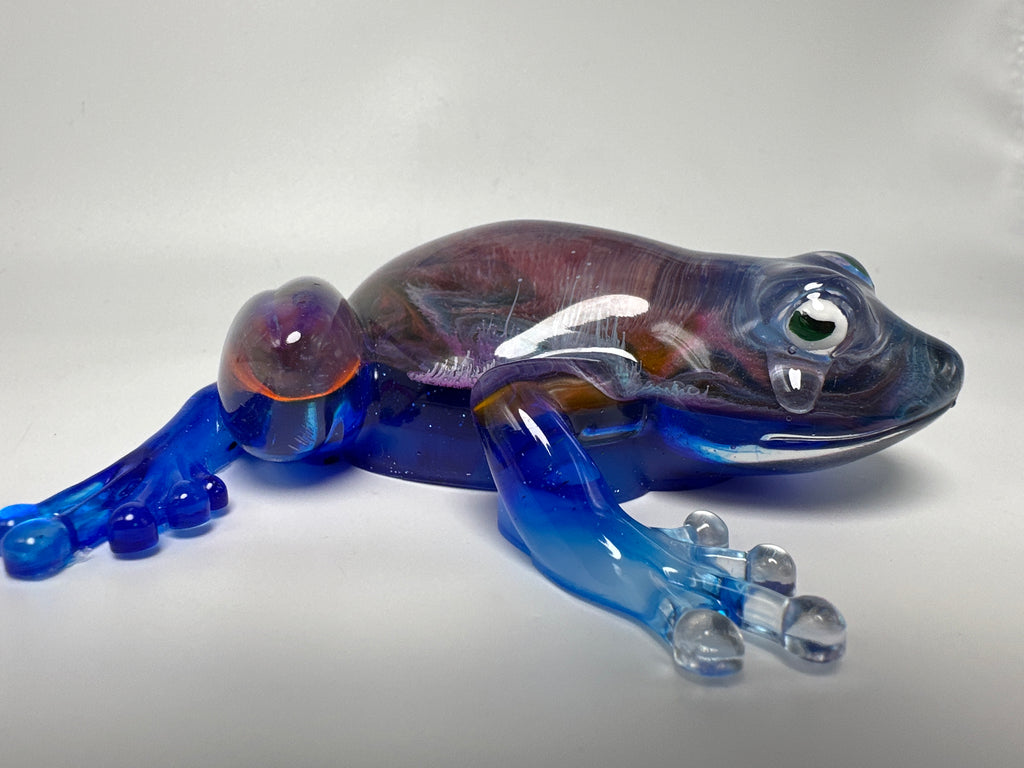Frog Fancy white/ blue/purple / painted eyes. Item 326
