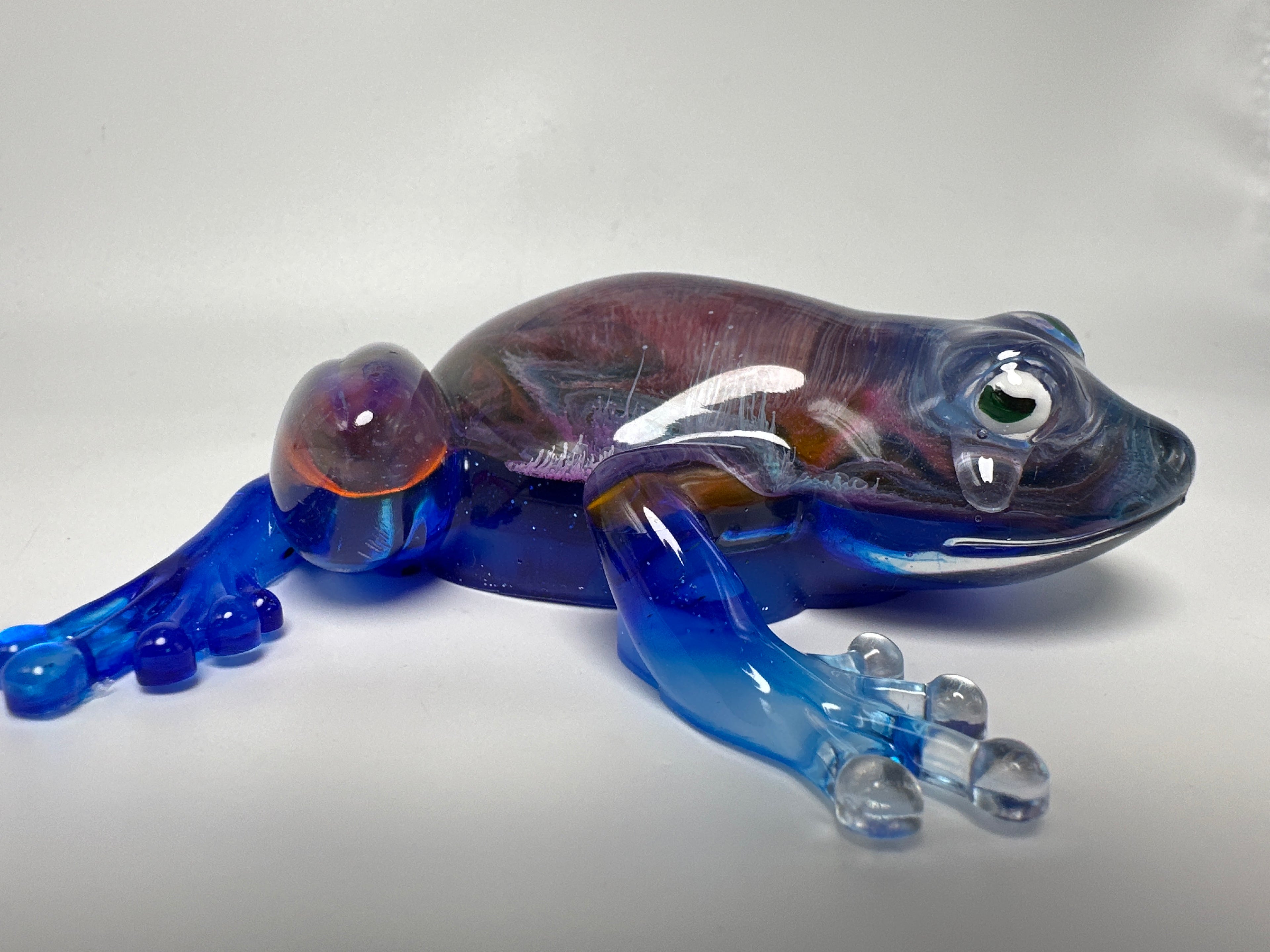 Frog Fancy white/ blue/purple / painted eyes. Item 326