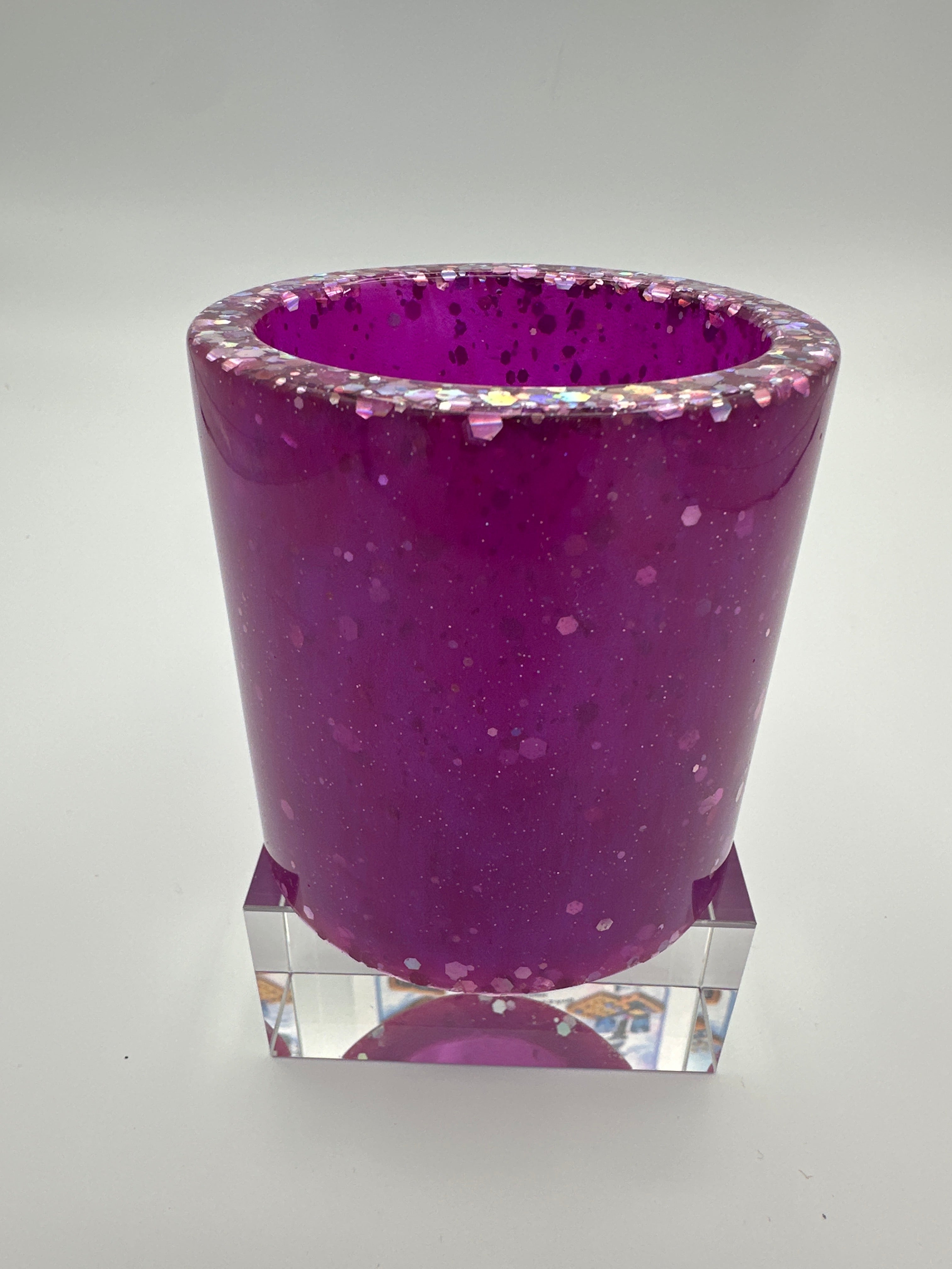 Round cup/pencil holder/purple/chunky glitter weight is 6.9 ounces item 80