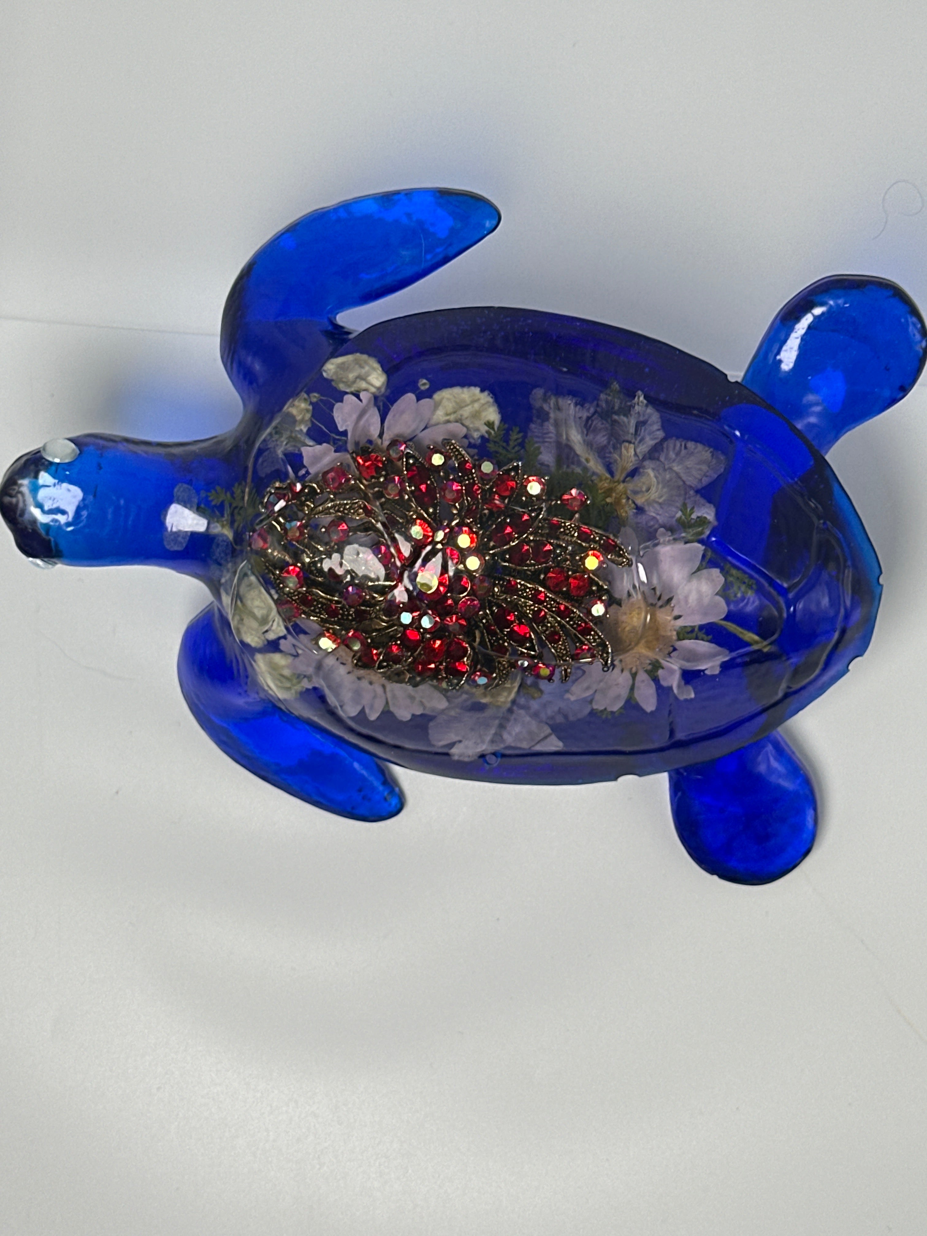 Sea turtle in Sapphire / pink floral / 6 inch /red brooch jewel / Item 308