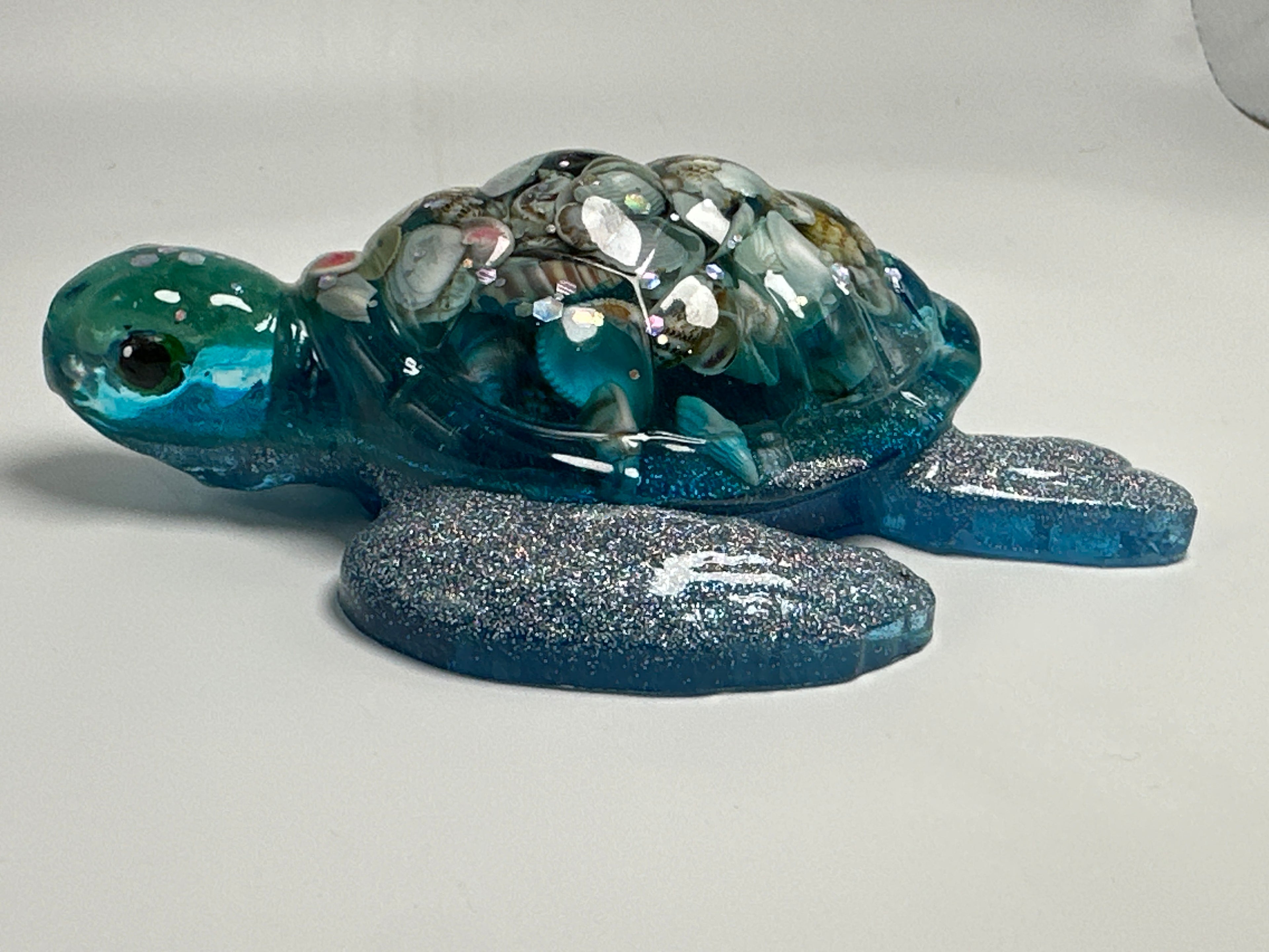 Sea Turtle 5 inch blue blue / sea shell / glitter / fish head. Item 10.
