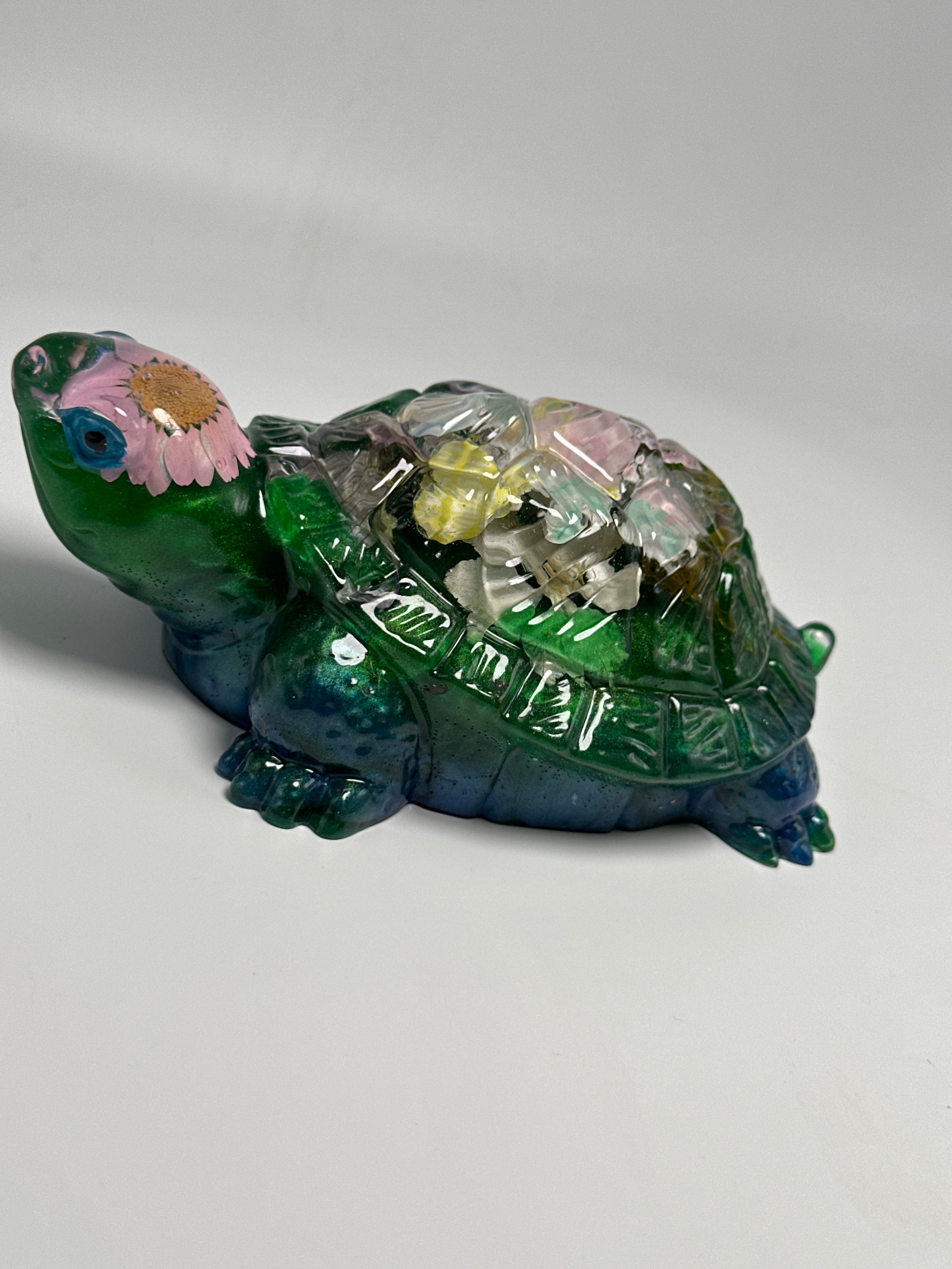 Ground Turtle /5.5 inches/ flower hat item 18