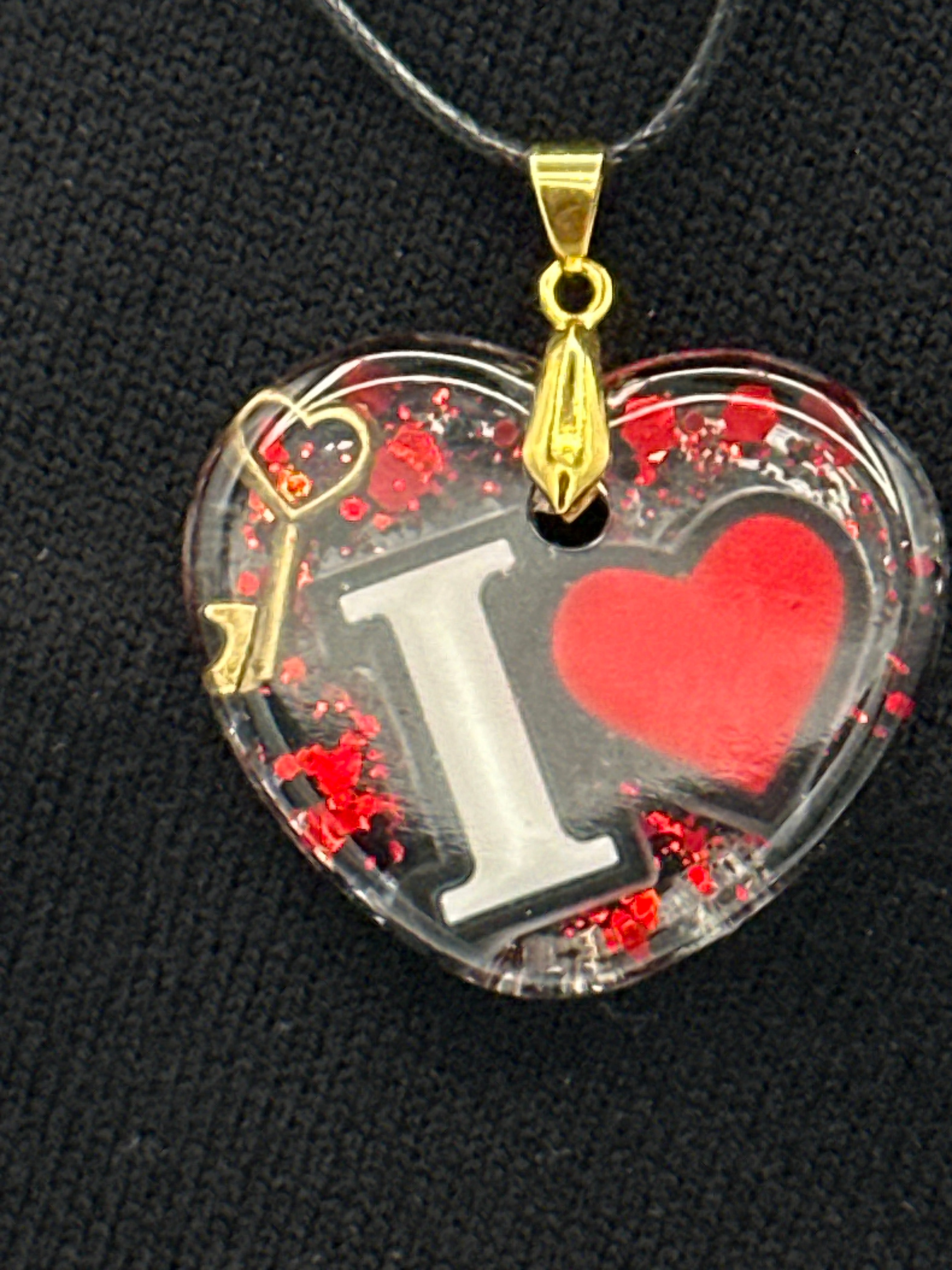 Pendant/1.5 inch/Ilove/item 42