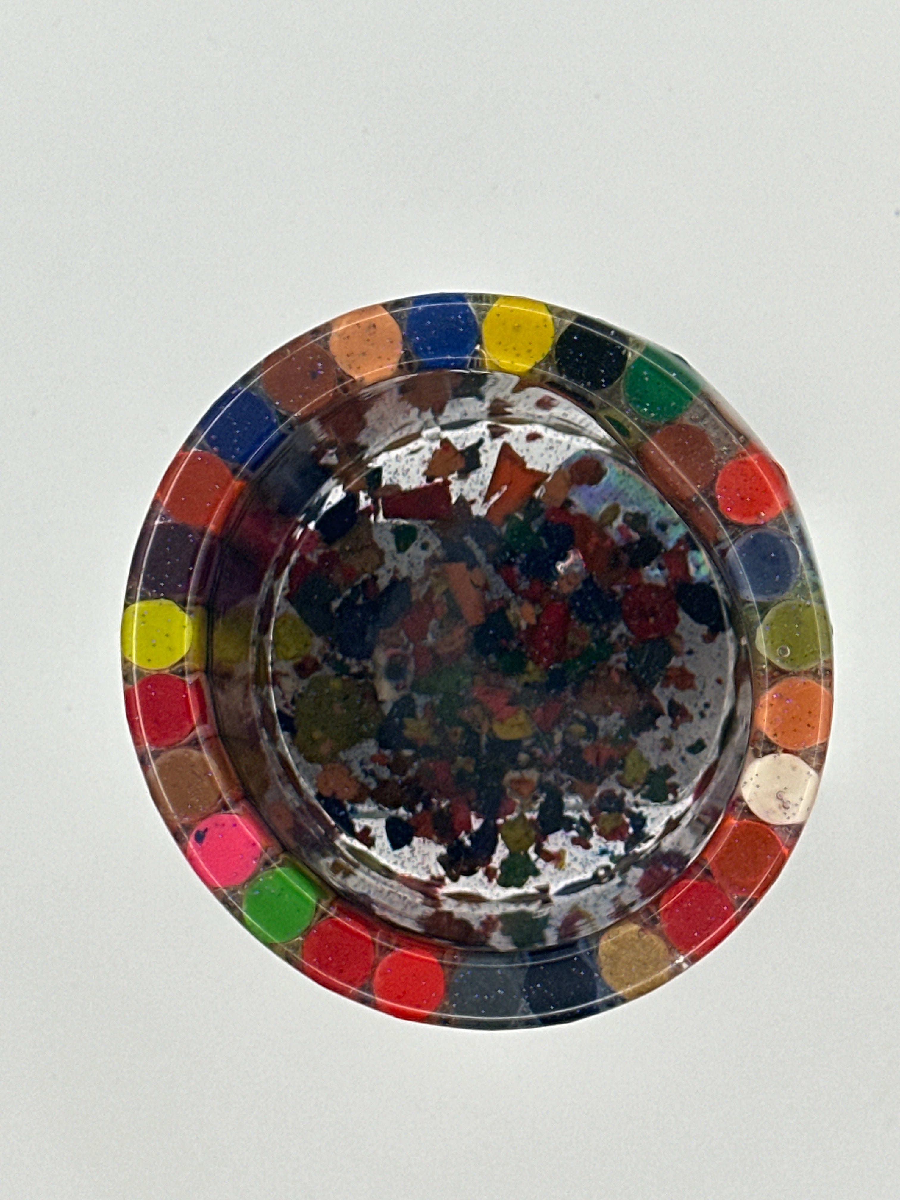 Crayon holder/multicolored/weight 7.5 ounces/item 161