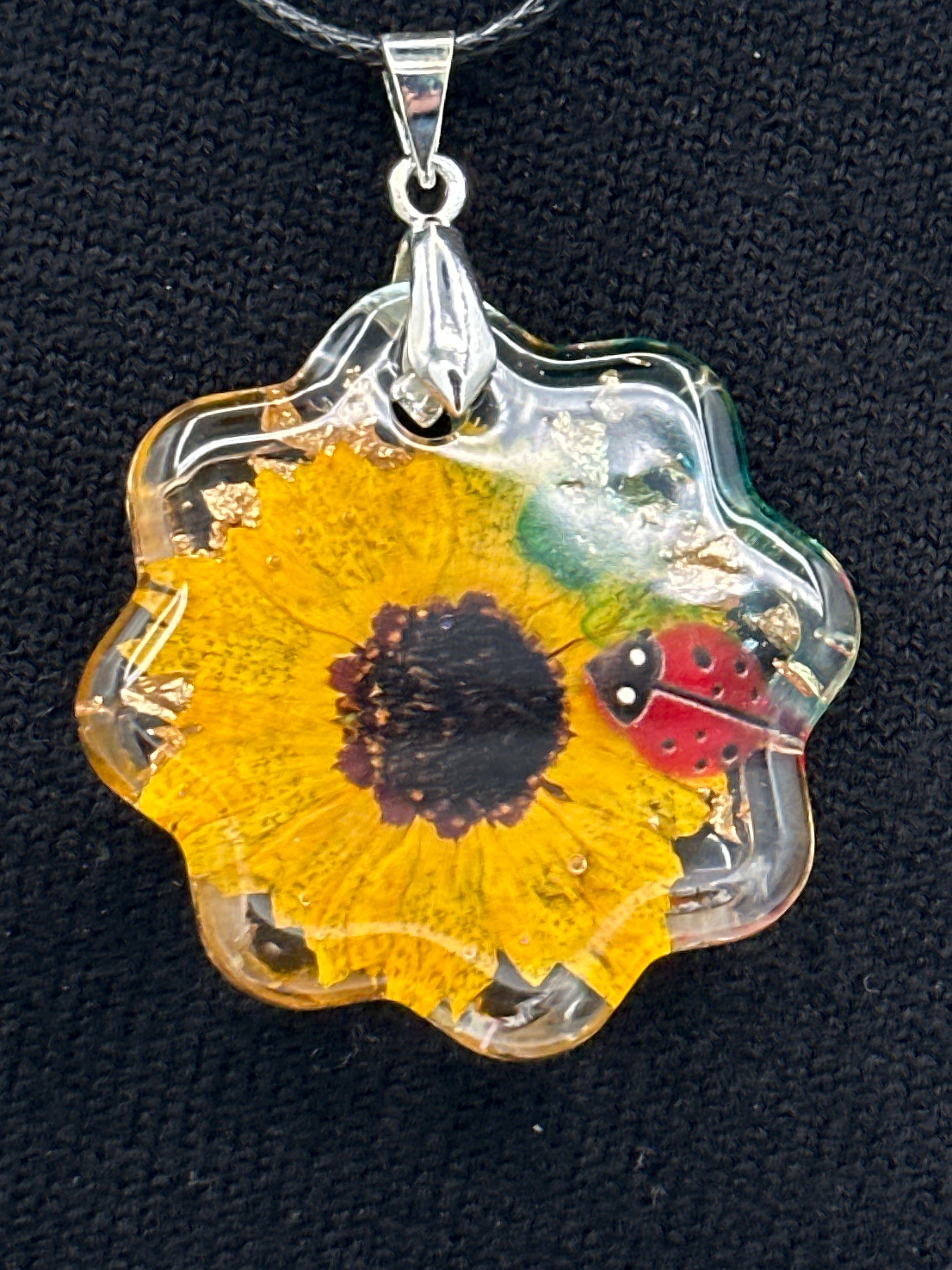 Pendant / Floral  / Item 51