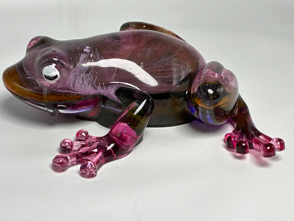Frog Fancy pink / blue smoke. Item 313
