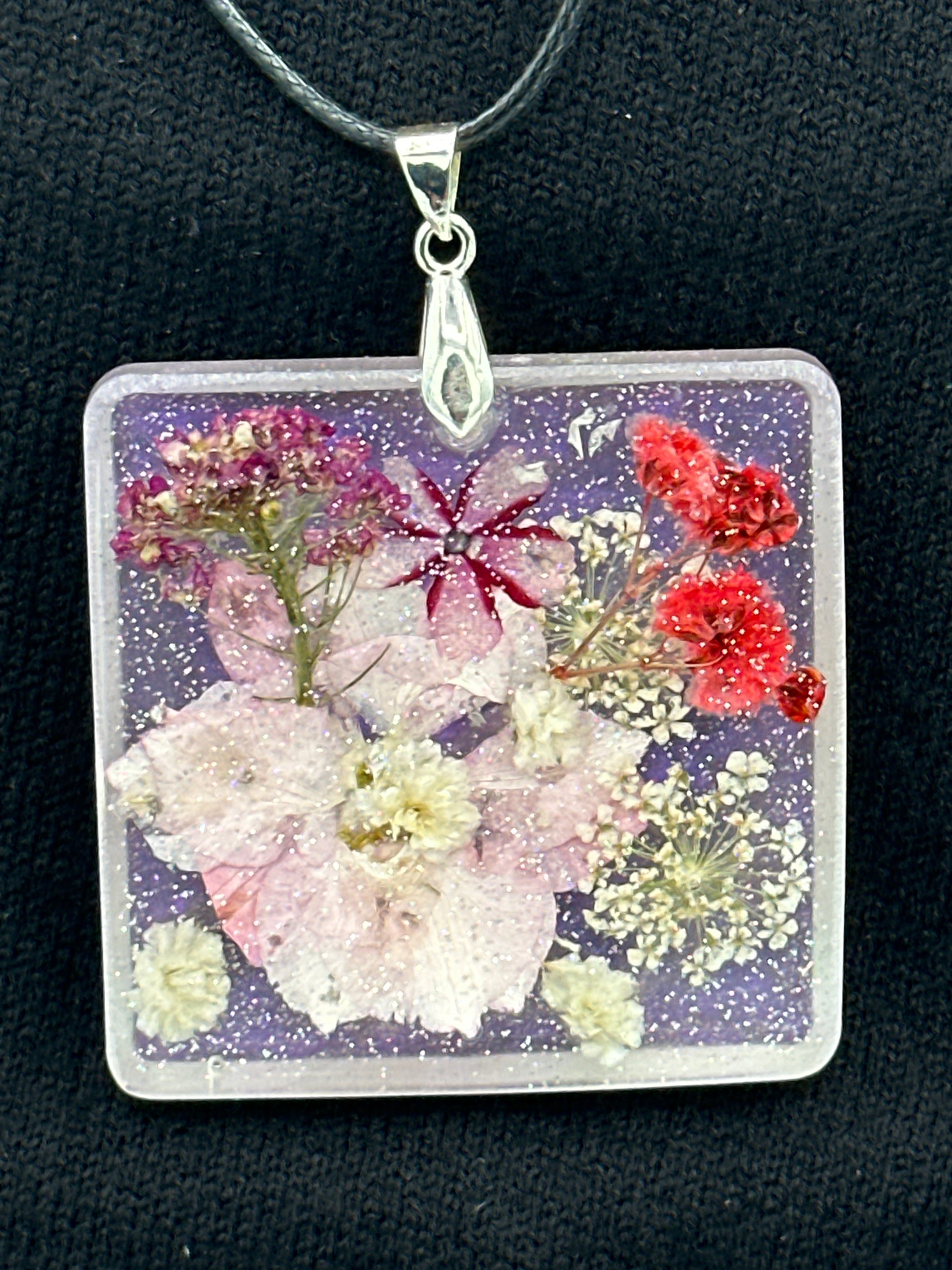 Pendant / Floral / Item 50
