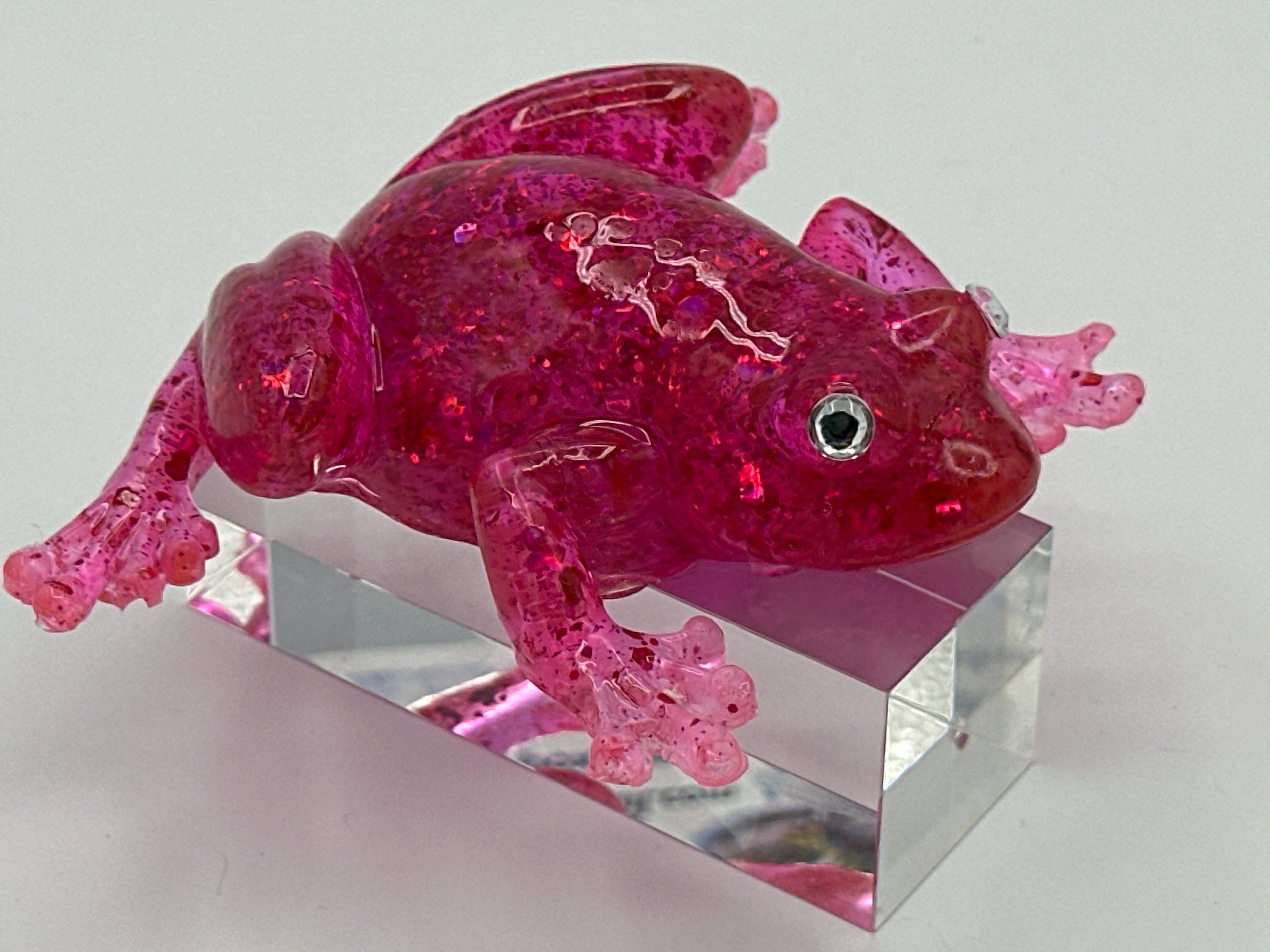 Fancy frog/hot pink/glitter/faux diamond eyes/item 285 blue