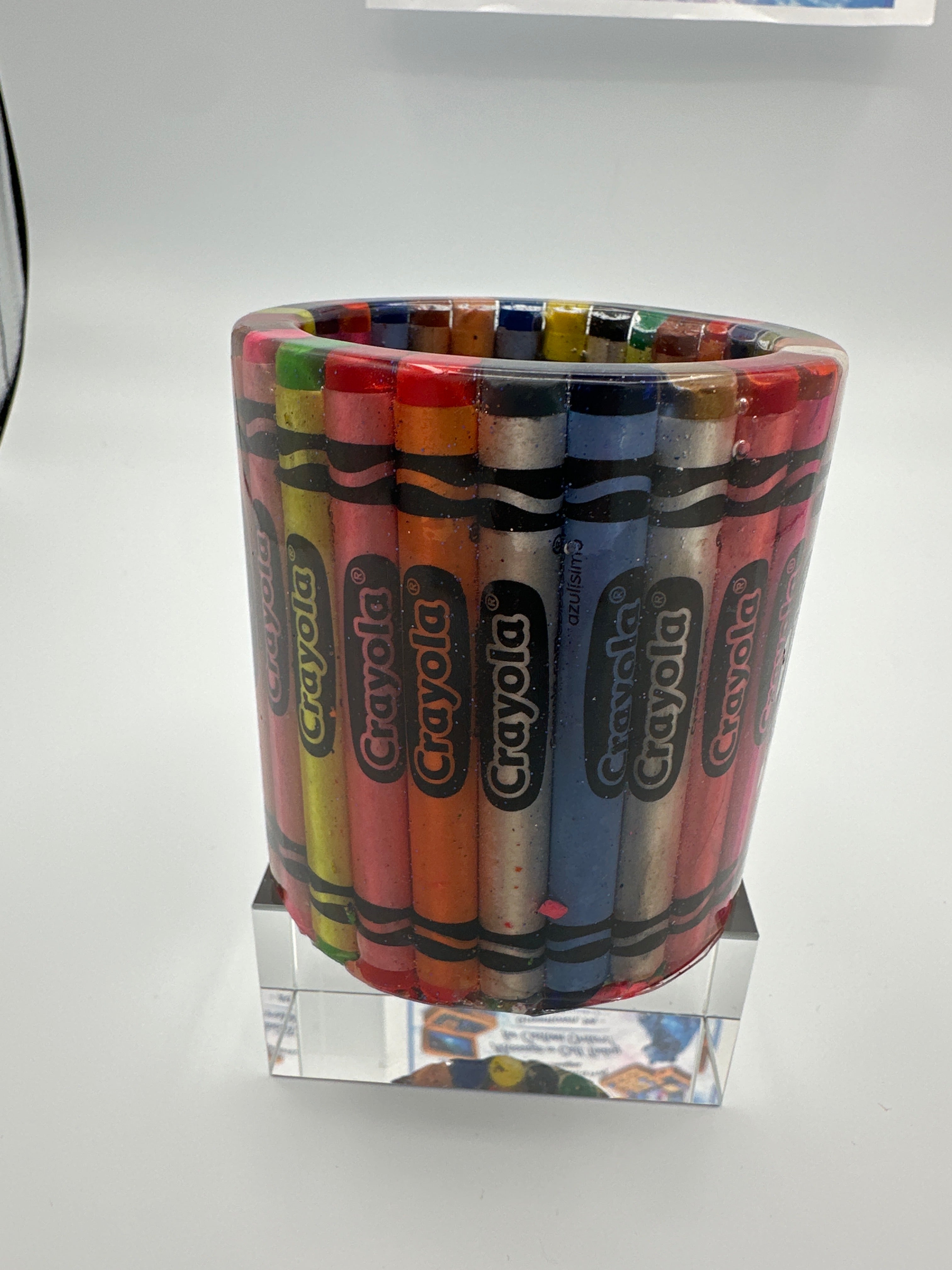 Crayon holder/multicolored/weight 7.5 ounces/item 161
