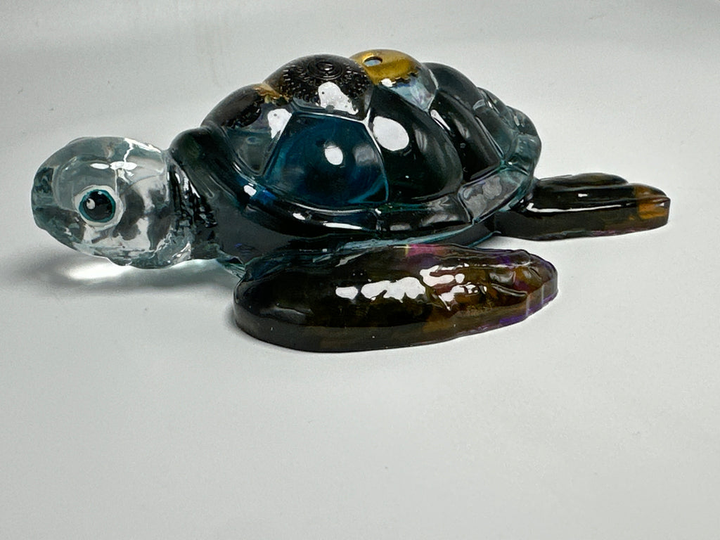 Sea Turtle 5 inch blue /pink / gold /gears. Item 187