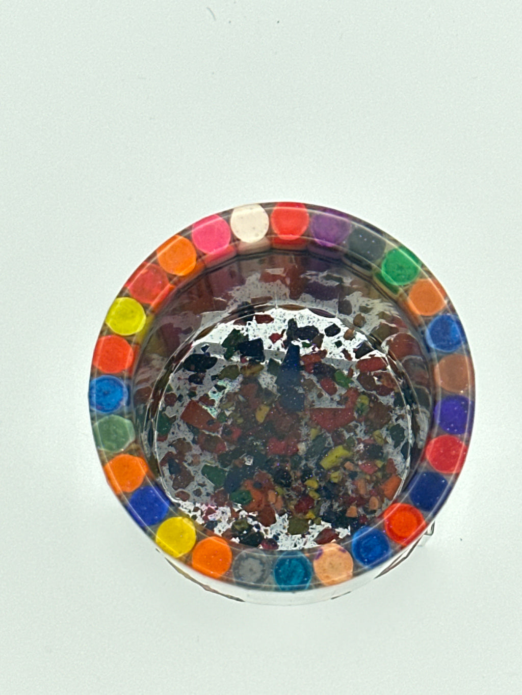 Crayon holder/multicolored/weight 7.5 ounces/item 79