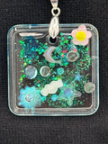 Pendant / 1.5 inch / glitter

item 17