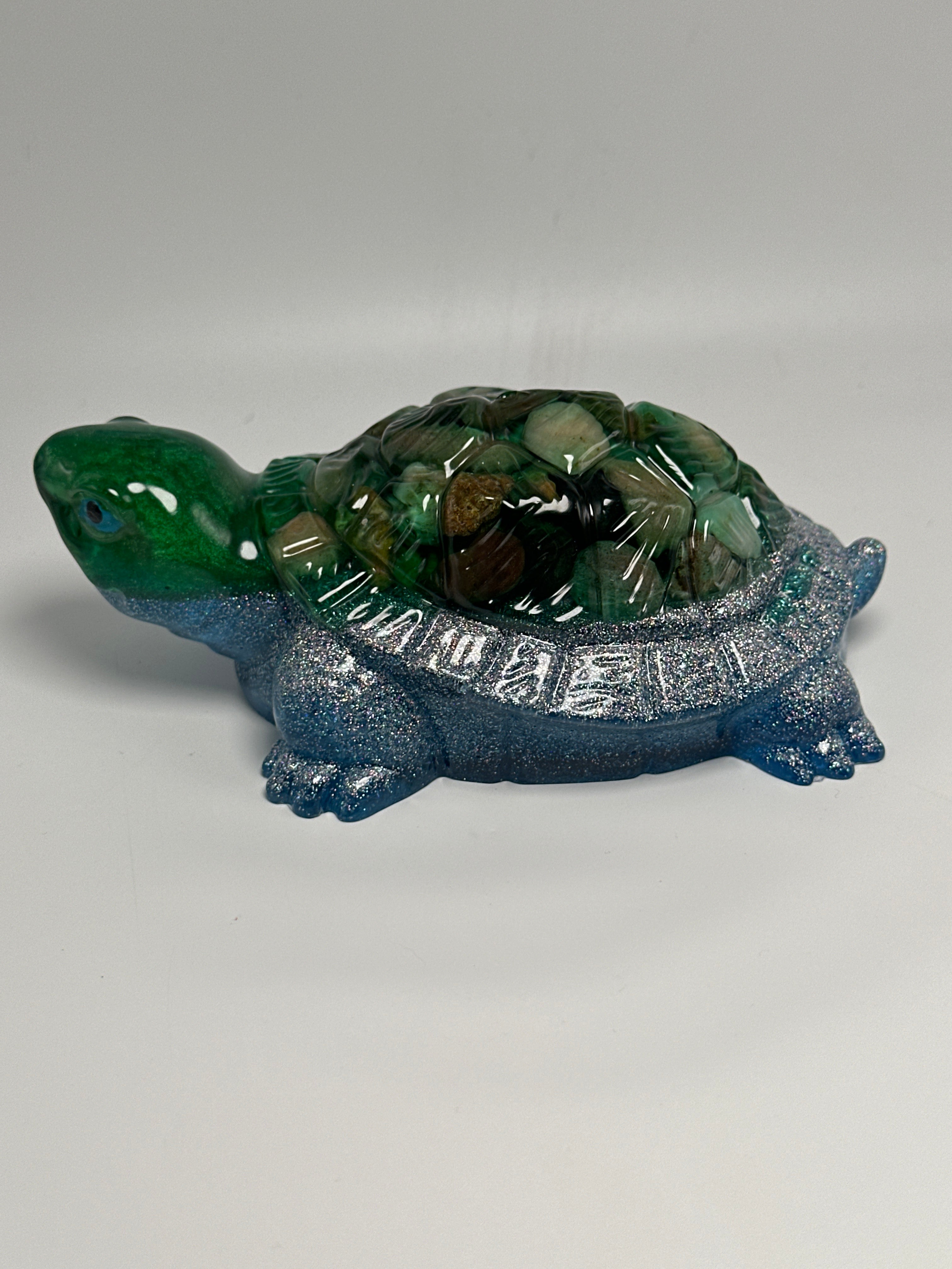 Ground Turtle / 5 inch /green, silver glitter, rock, fish head. Item 307