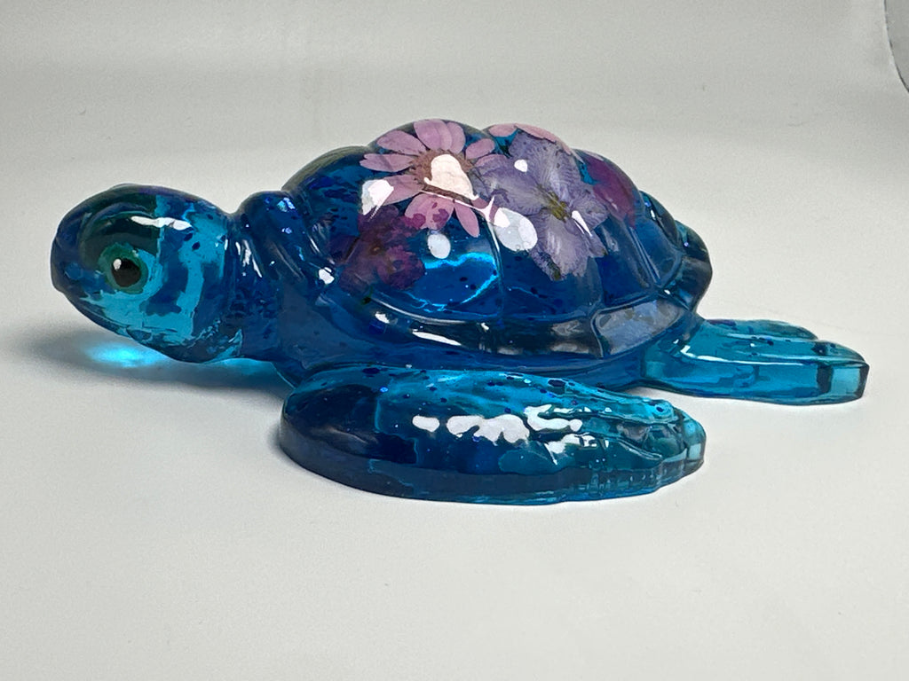 Sea Turtle 5 inch blue/ sparkle-floral. Item 243