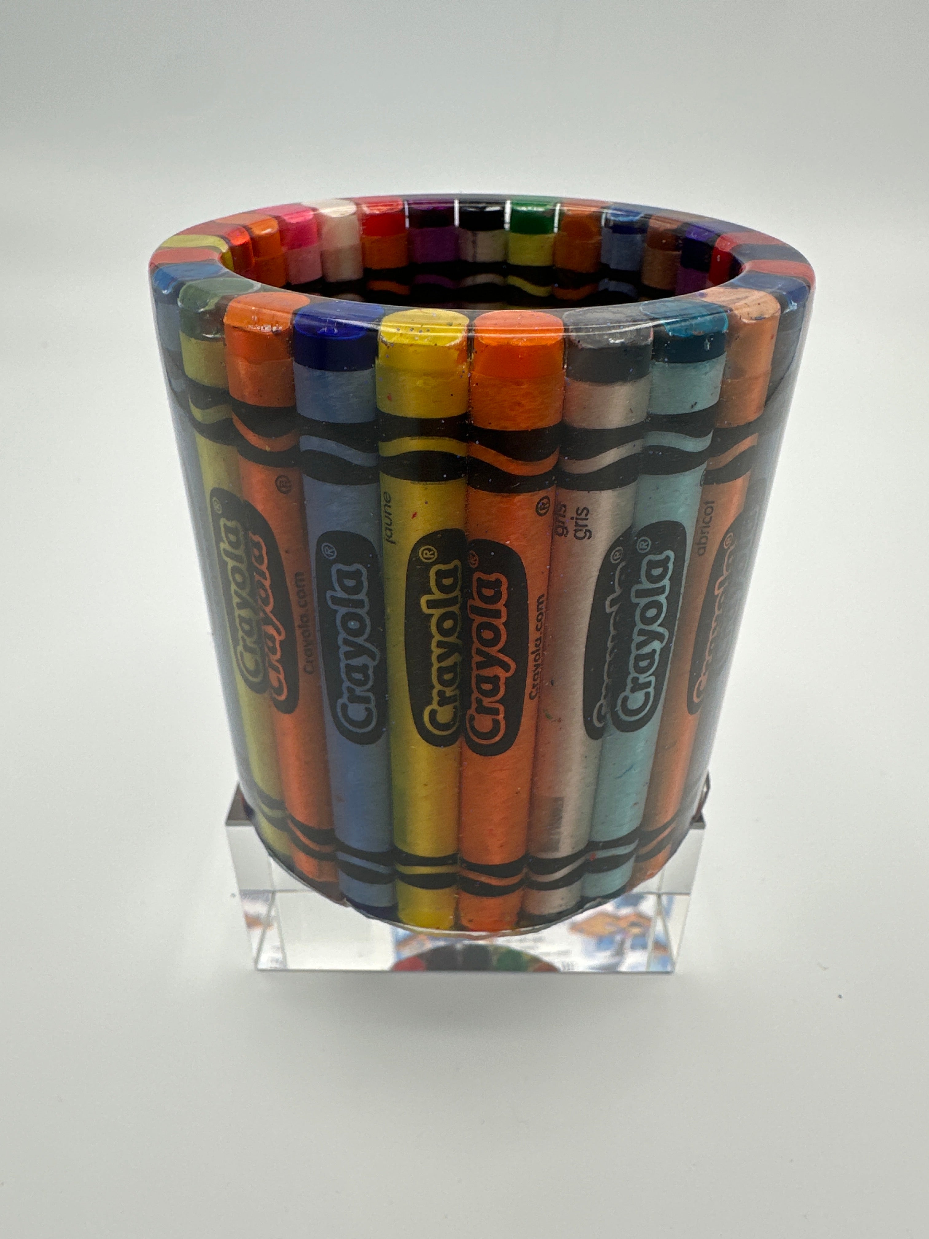 Crayon holder/multicolored/weight 7.5 ounces/item 79