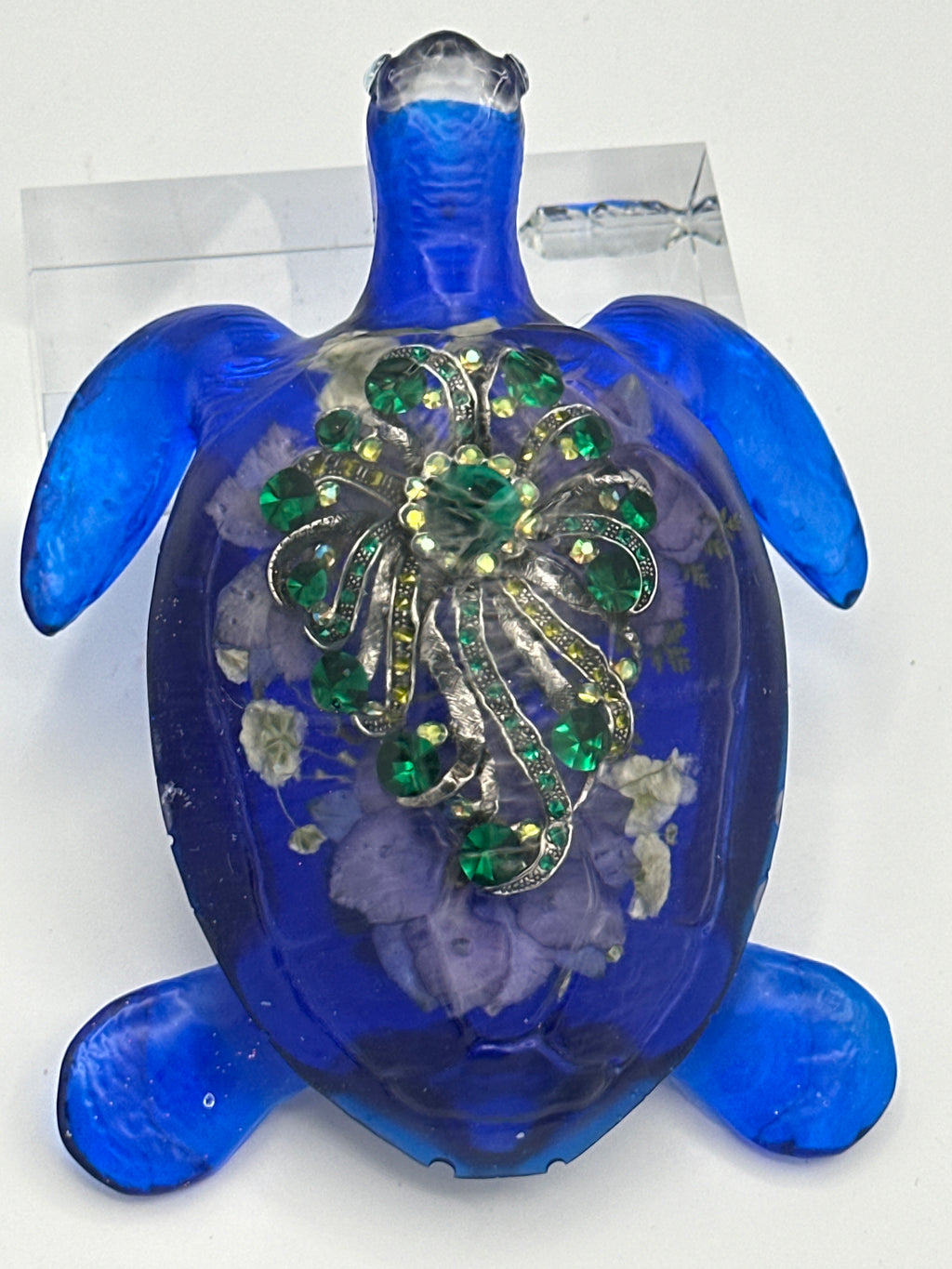Sea turtle/medium/royal blue/floral/green brooch/item 351