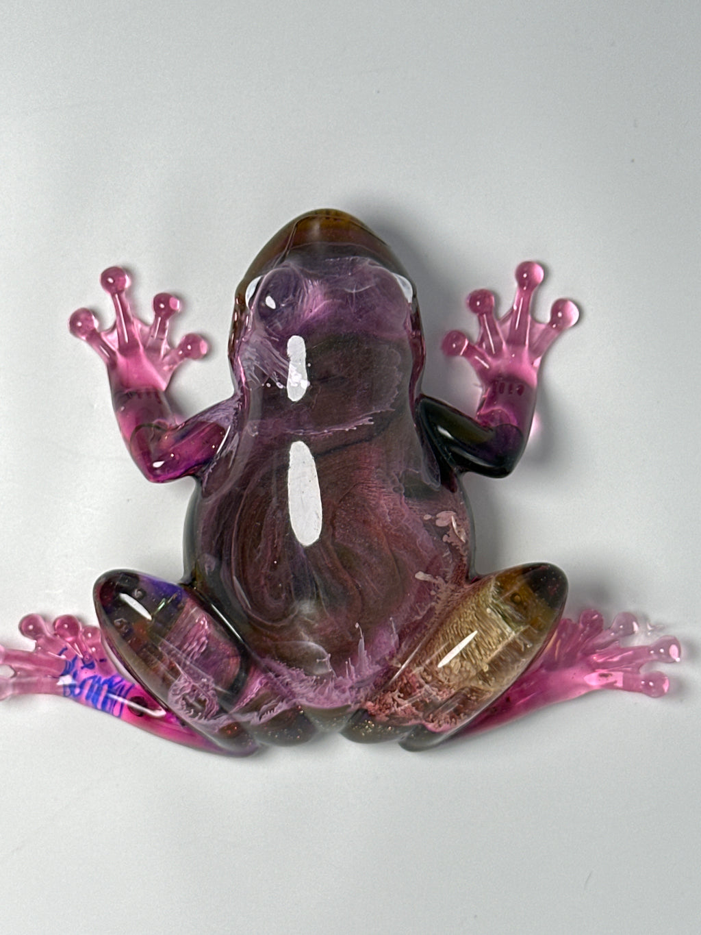 Frog Fancy pink / blue smoke. Item 313